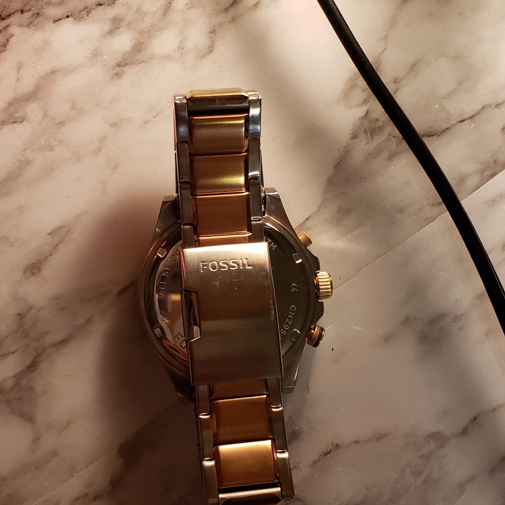 Men's Fossil watch - Picture 3 of 5